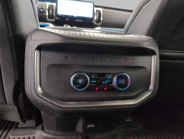 Certified 2025 Ford Expedition Max Platinum w/ Stealth Performance Package AWD/4WD image 21
