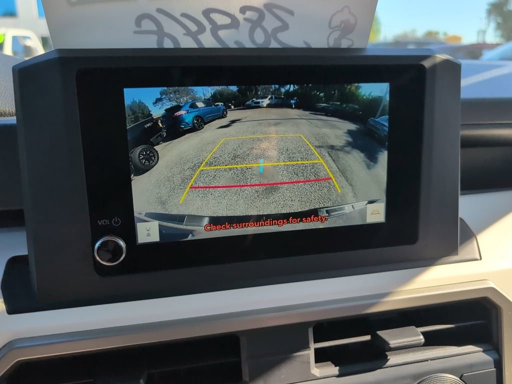 Used 2024 Toyota Tacoma TRD Off-Road image 15