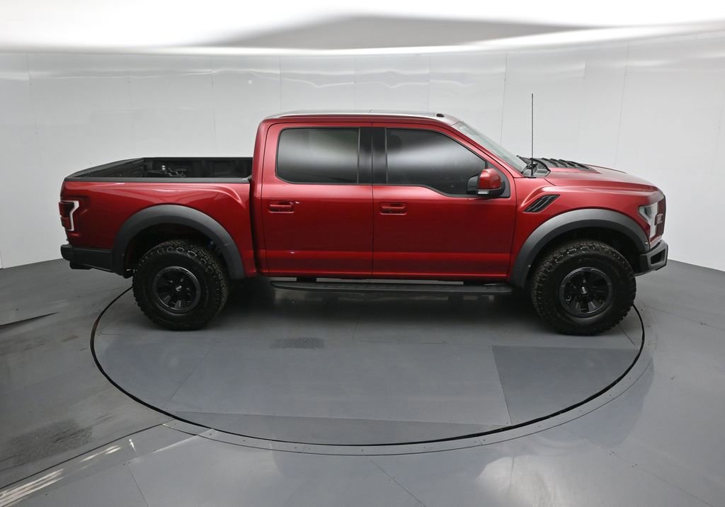 Certified 2017 Ford F150 Raptor w/ Equipment Group 802A Luxury image 10