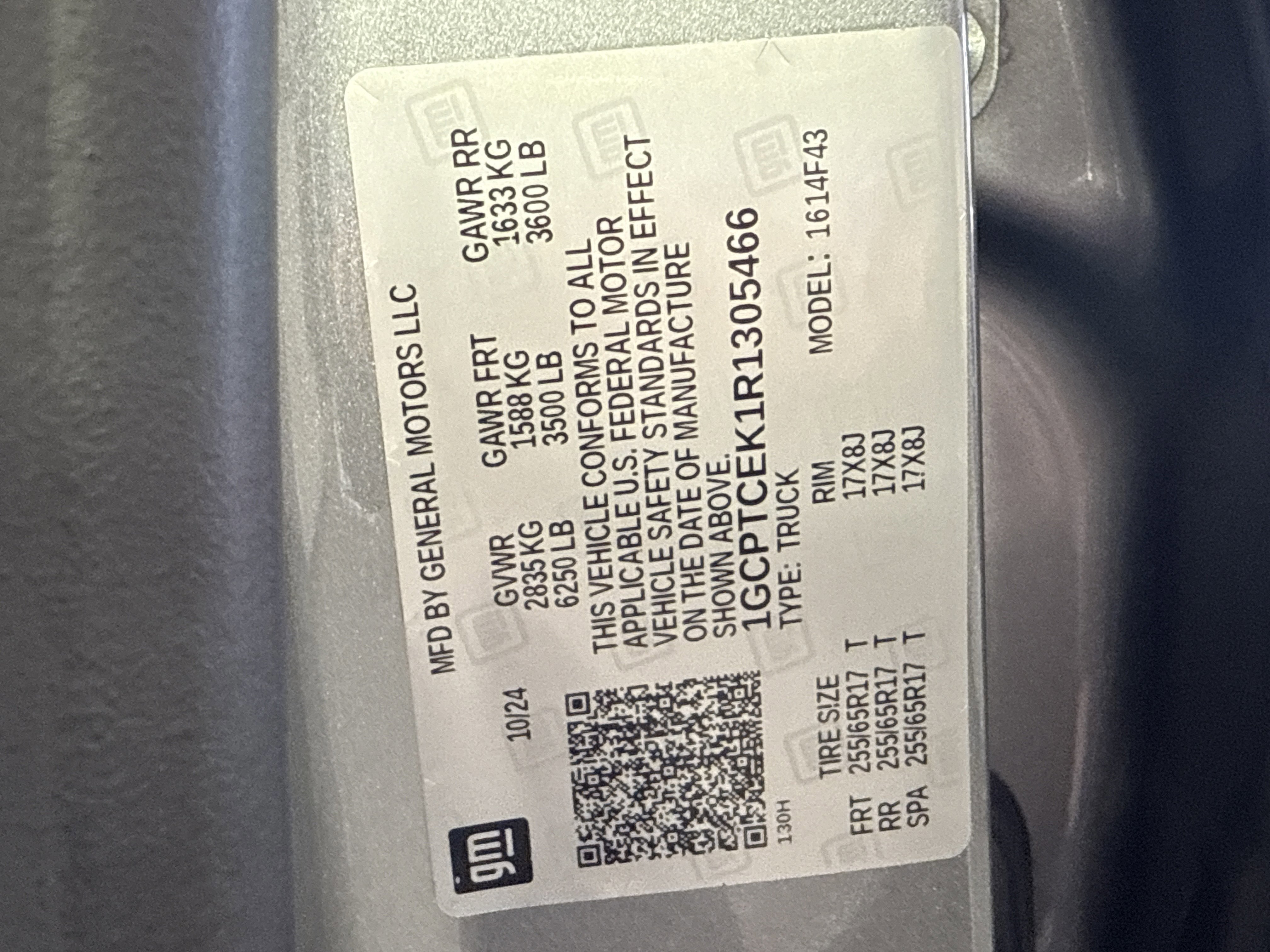 Used 2024 Chevrolet Colorado LT w/ LT Convenience Package III image 29