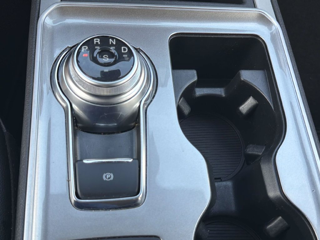 Certified 2024 Ford Edge SEL AWD/4WD image 22