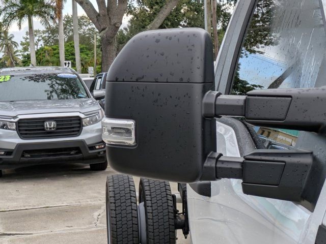 Certified 2024 Ford F550 4x4 Regular Cab Super Duty image 11