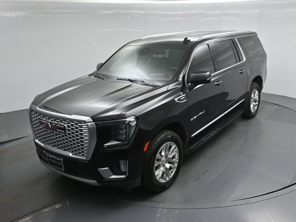 Used 2021 GMC Yukon XL Denali AWD/4WD image 36