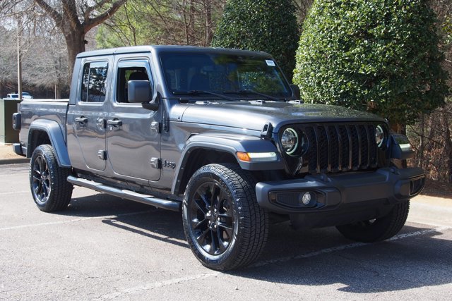 Used 2022 Jeep Gladiator Sport image 9