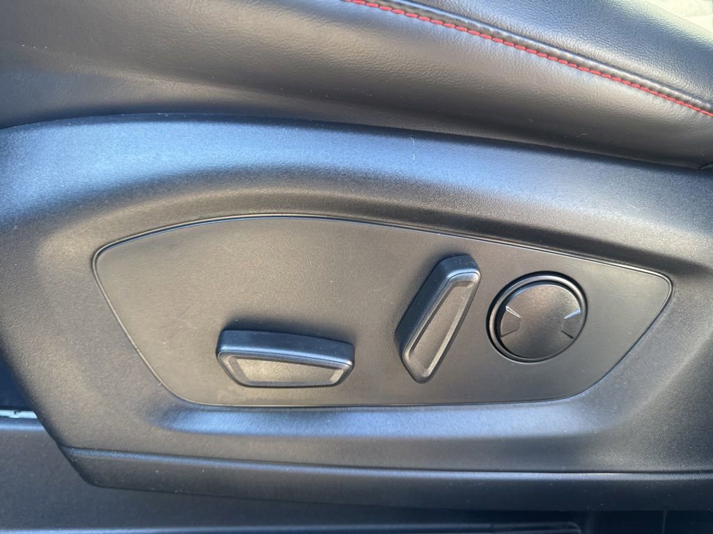 Certified 2025 Ford Explorer ST-Line image 17