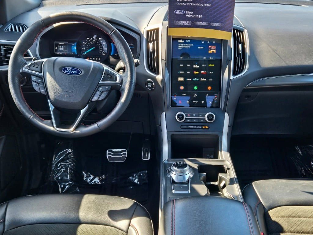 Certified 2024 Ford Edge ST-Line w/ Class II Trailer Tow Package image 19
