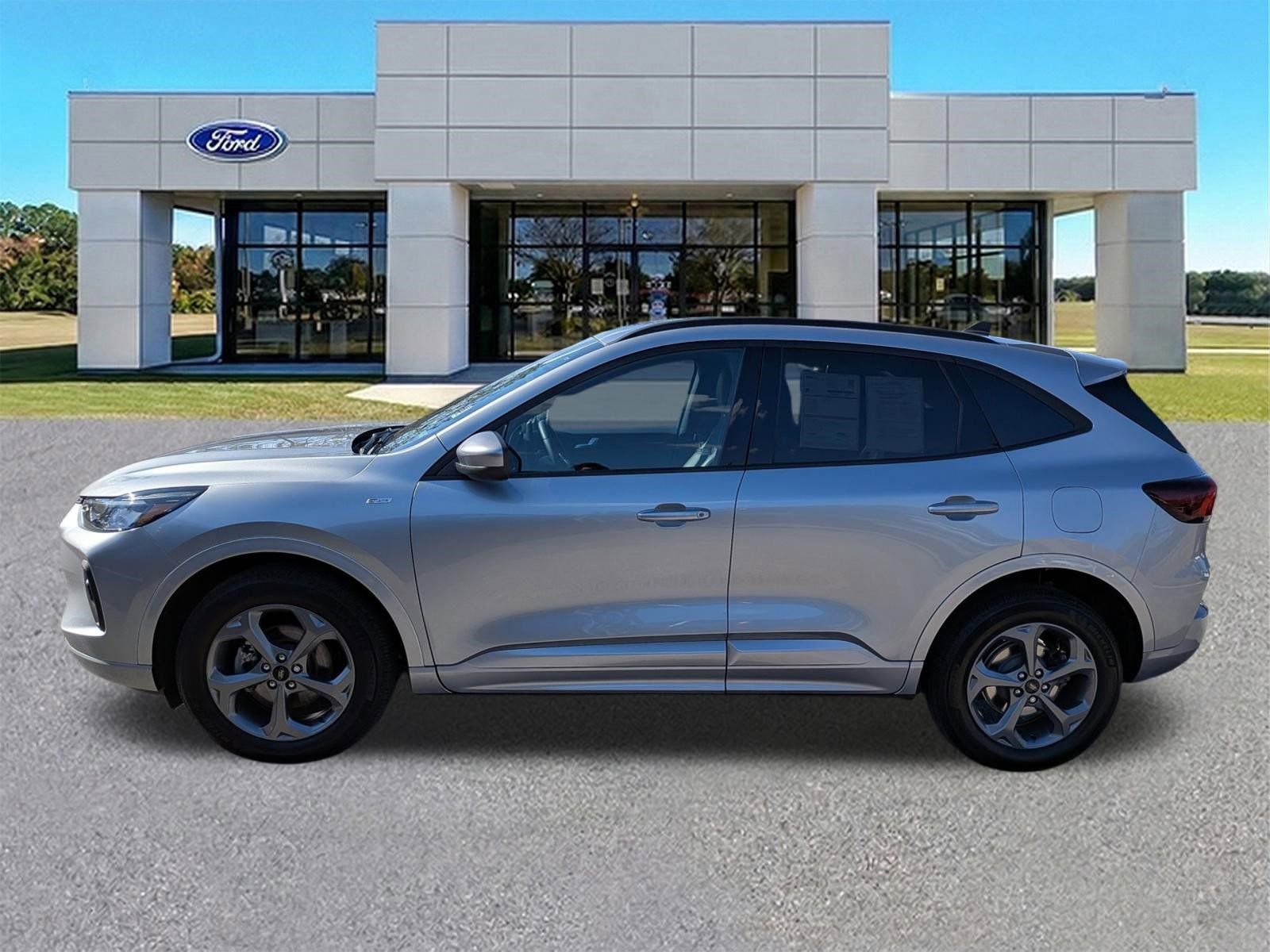 Certified 2023 Ford Escape ST-Line Select w/ Tech Pack #1 image 7