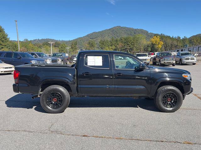Used 2023 Toyota Tacoma SR AWD/4WD image 2