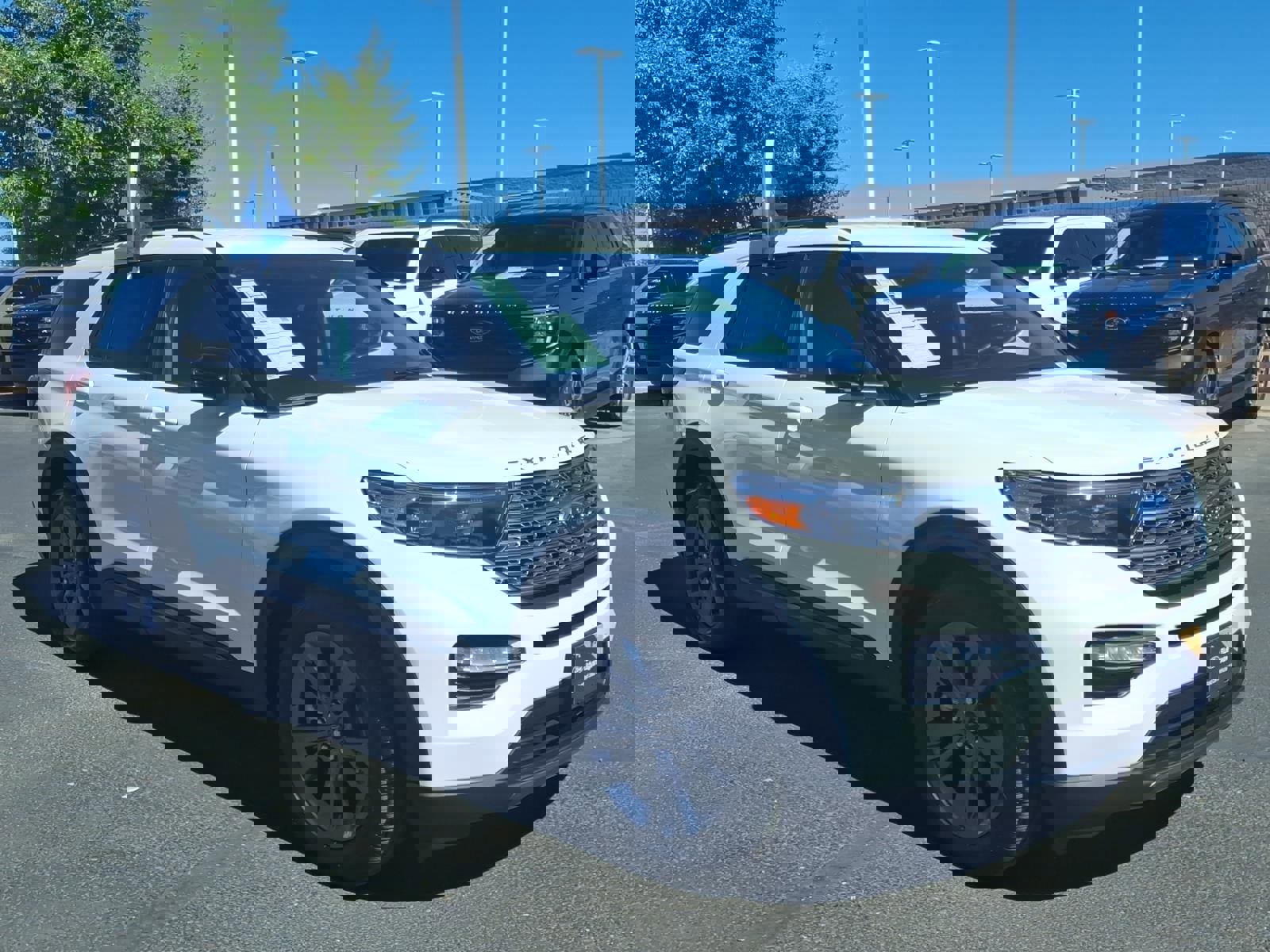 Certified 2023 Ford Explorer XLT w/ Equipment Group 202A image 7