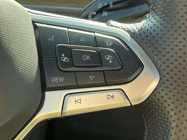 Used 2025 Volkswagen Tiguan SEL R-Line AWD/4WD image 23