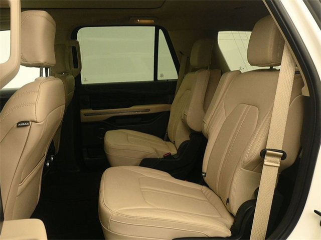 Certified 2024 Ford Expedition Platinum image 10