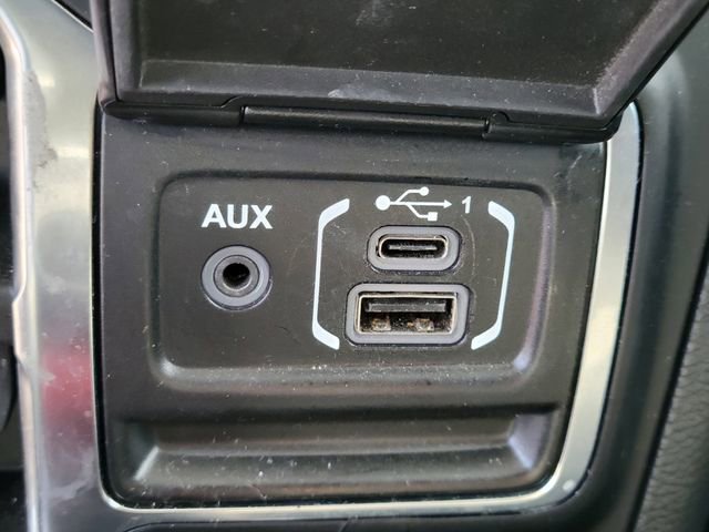 Used 2021 Jeep Wrangler Unlimited Sahara image 28