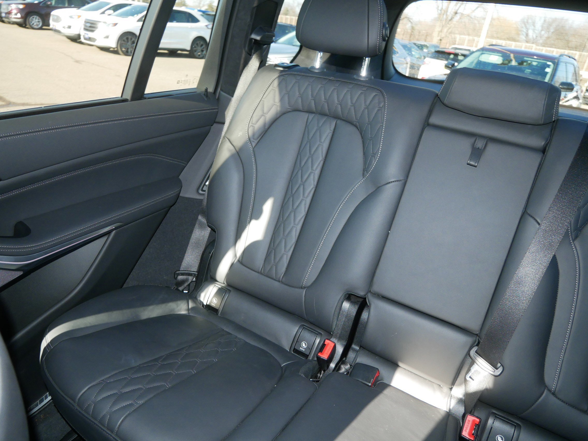 Used 2023 BMW X7 xDrive40i w/ Executive Package image 20