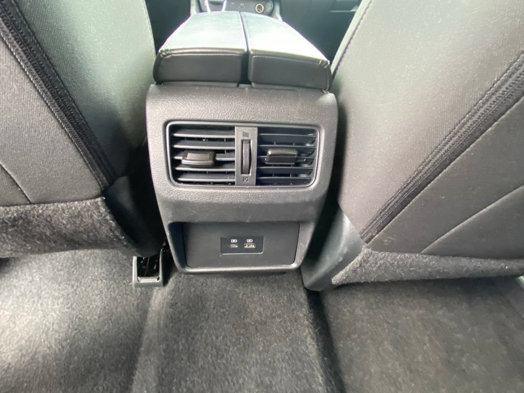 Used 2023 Nissan Rogue SV AWD/4WD image 24