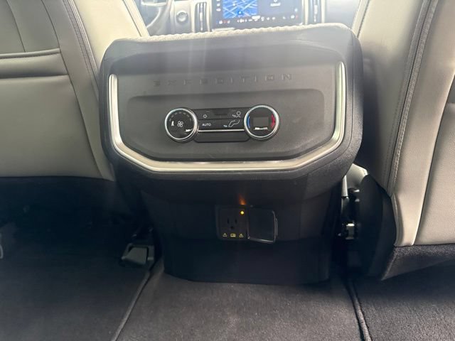 Certified 2025 Ford Expedition Max Active AWD/4WD image 43