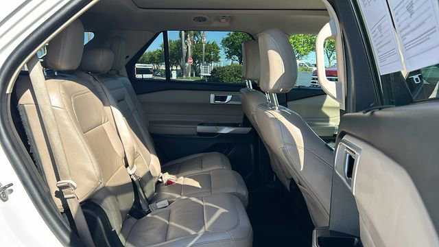 Certified 2022 Ford Explorer Limited w/ Class IV Trailer Tow Package image 15