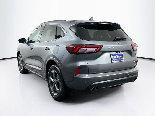 Certified 2023 Ford Escape ST-Line w/ Tech Pack #1 AWD/4WD image 6