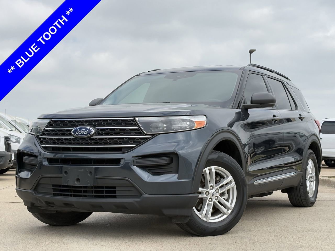 Certified 2023 Ford Explorer XLT image 2