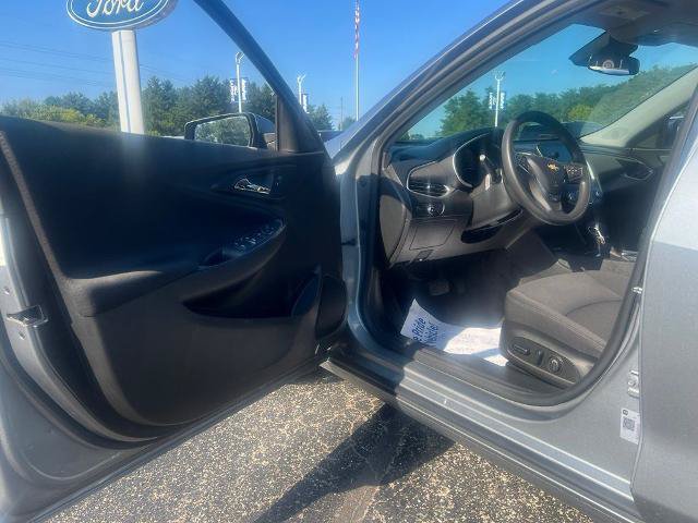 Used 2024 Chevrolet Malibu LT FWD image 9