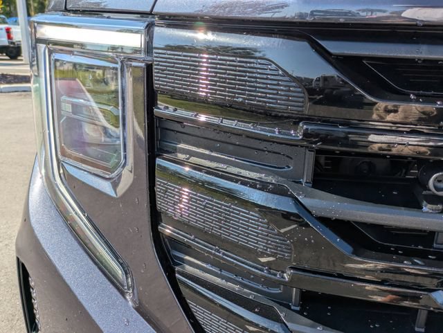 Used 2023 GMC Sierra 1500 Elevation w/ Elevation Premium Package AWD/4WD image 10