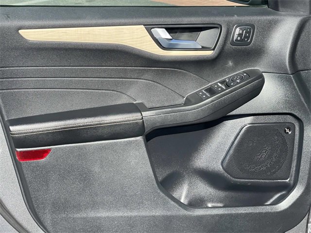 Certified 2022 Ford Escape Titanium w/ Titanium Elite Package image 21