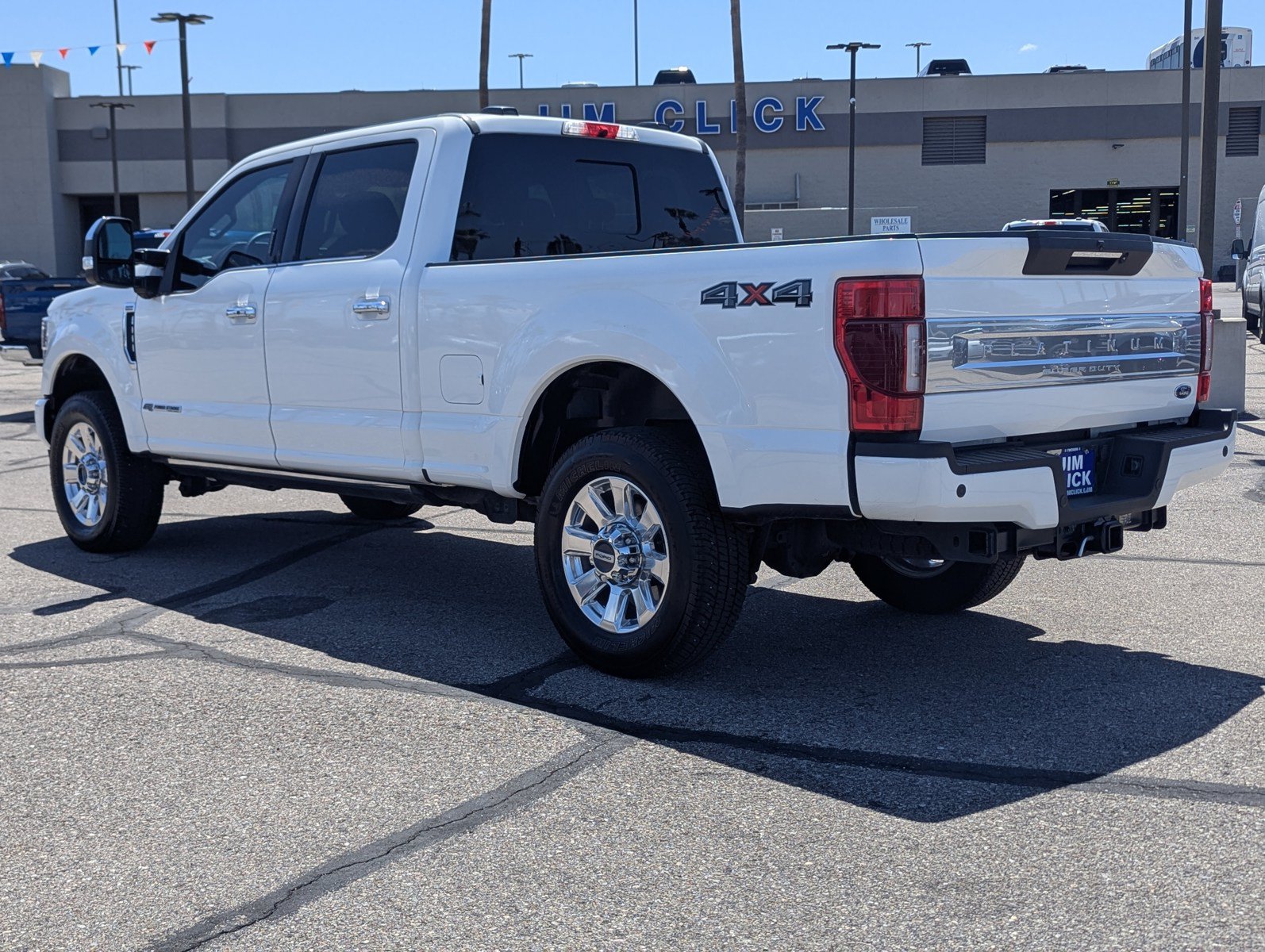 Certified 2022 Ford F350 Platinum AWD/4WD image 4