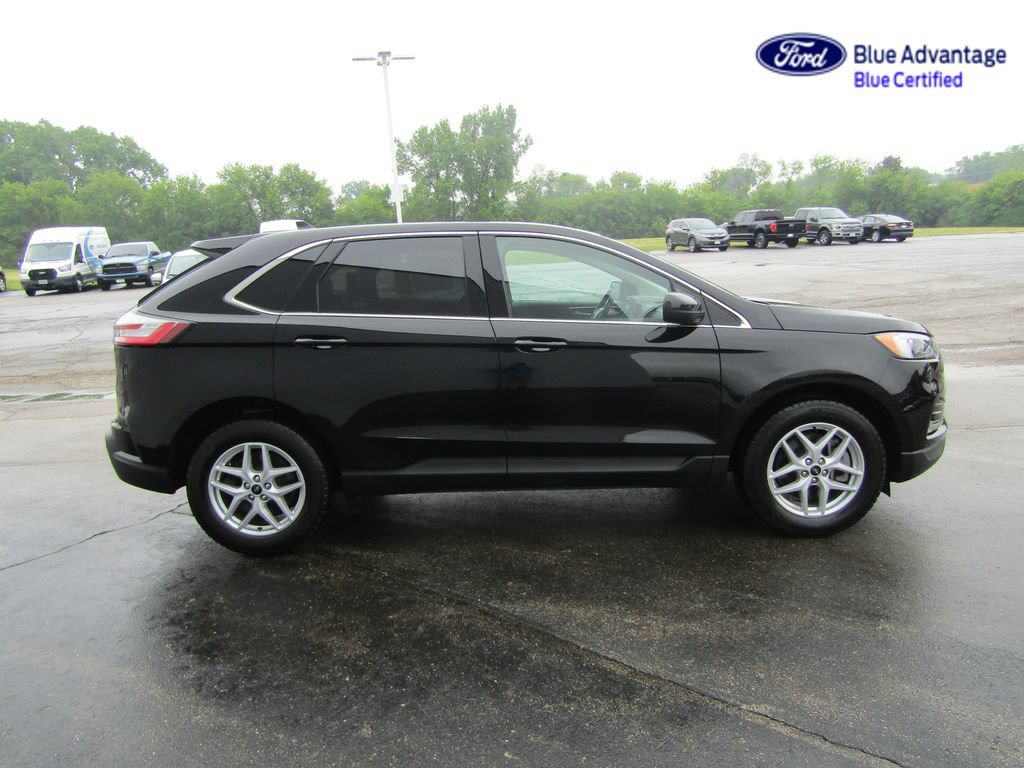 Certified 2024 Ford Edge SEL w/ Convenience Package AWD/4WD image 9