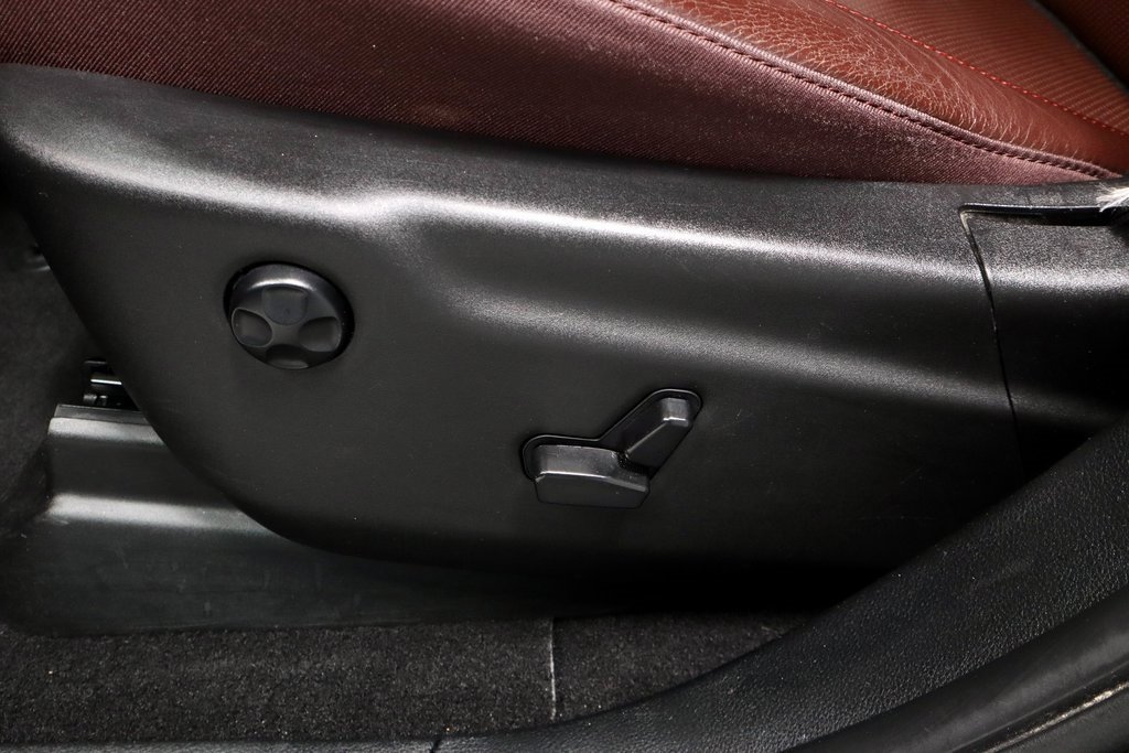 Used 2023 Dodge Durango GT image 28