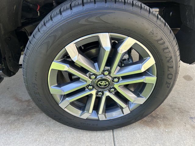 Used 2026 Toyota 4Runner Limited AWD/4WD image 11