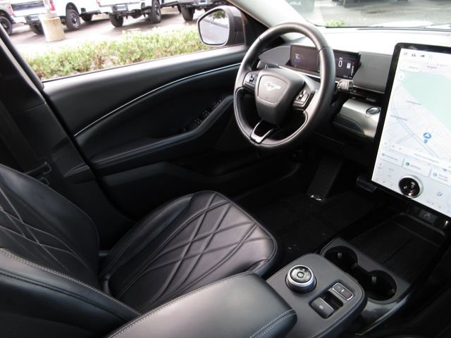 Certified 2021 Ford Mustang Mach-E Select w/ Comfort/Appearance Package image 22