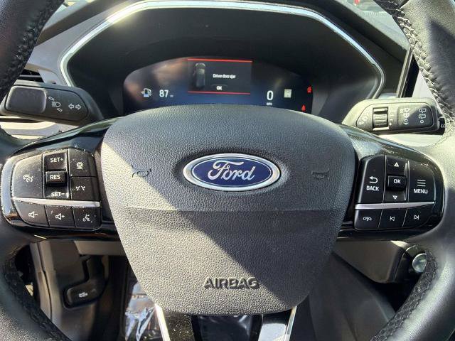 Certified 2023 Ford Escape Platinum w/ Premium Technology Package AWD/4WD image 19