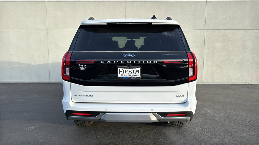 Certified 2025 Ford Expedition Max Platinum image 3