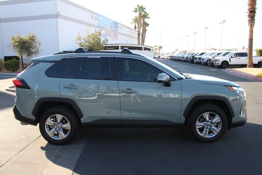 Used 2023 Toyota RAV4 XLE AWD/4WD image 10