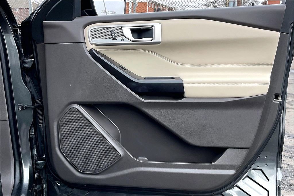 Certified 2020 Ford Explorer Platinum image 22