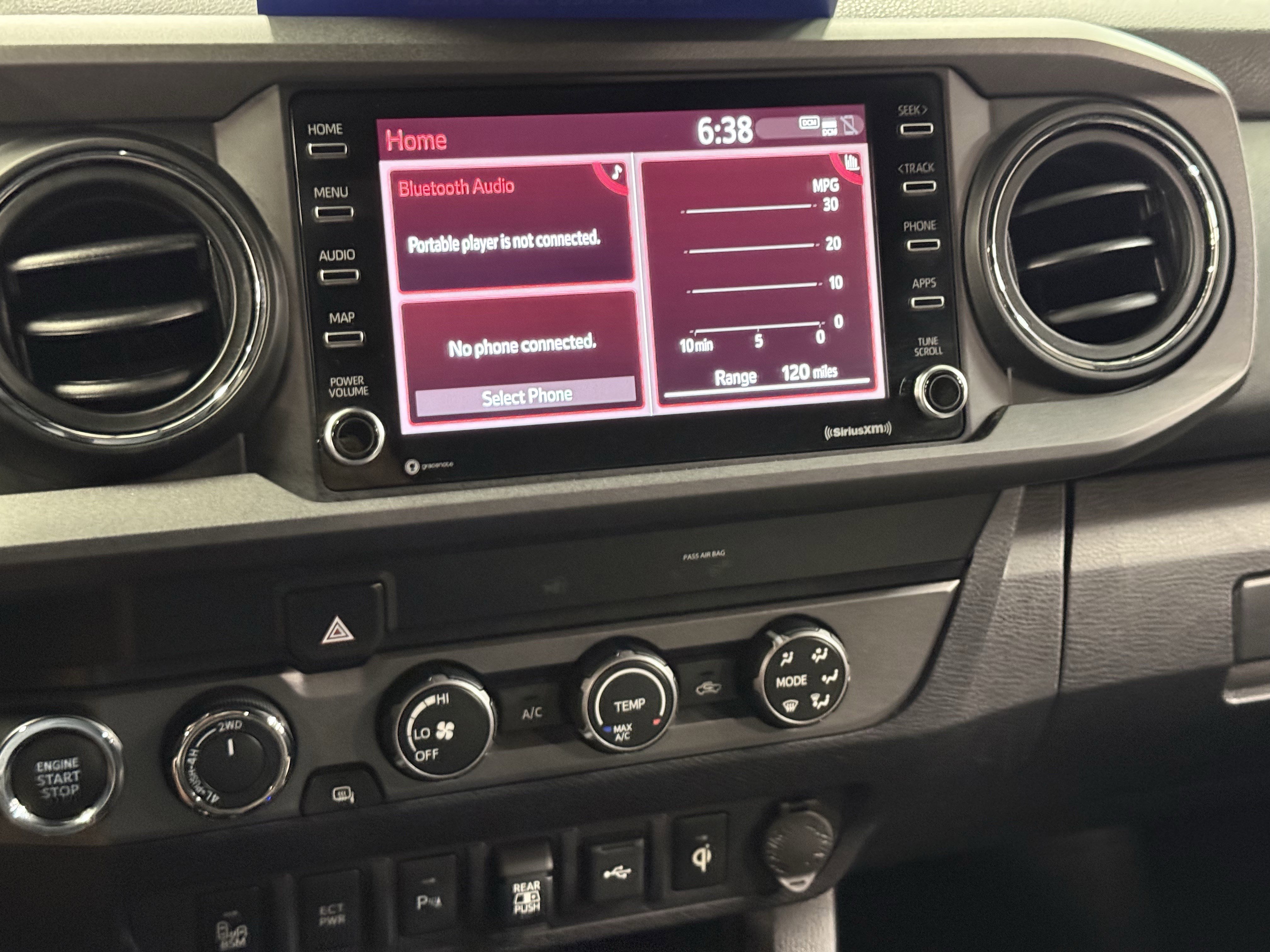 Used 2020 Toyota Tacoma TRD Off-Road image 29