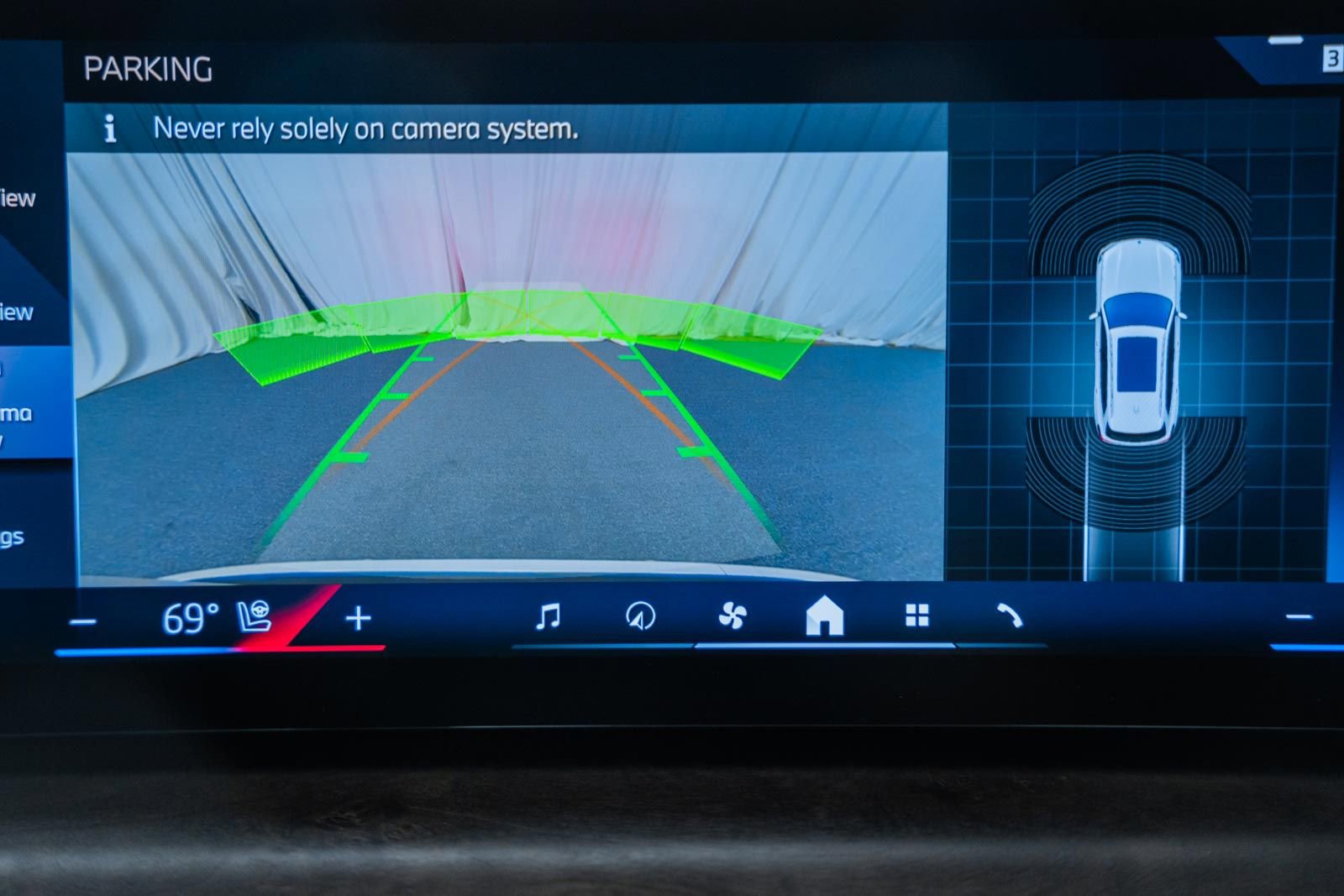 Used 2024 BMW X5 xDrive50e image 47