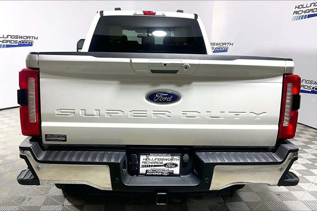 Certified 2025 Ford F250 Lariat w/ FX4 Off-Road Package AWD/4WD image 4