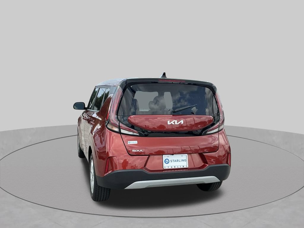 Used 2024 Kia Soul LX w/ Option Group 015 FWD image 7