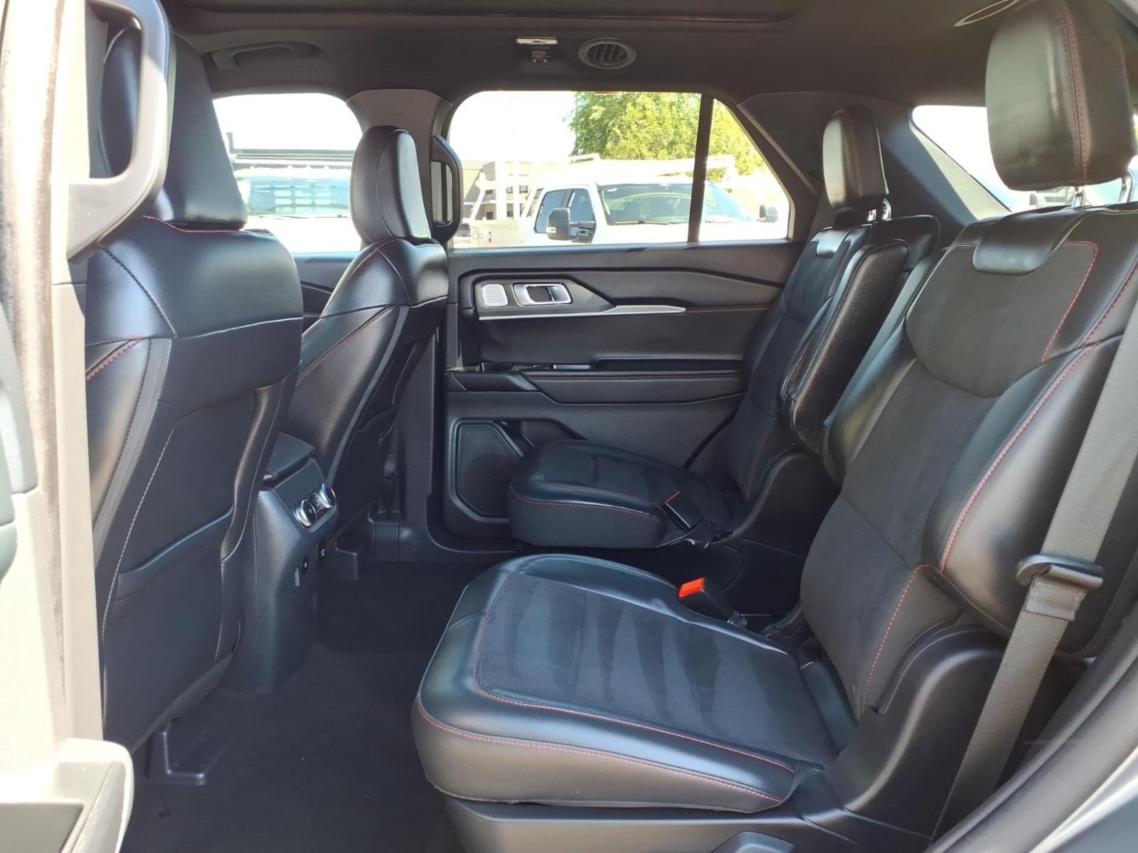 Certified 2025 Ford Explorer ST w/ Sun And Sound Package AWD/4WD image 18