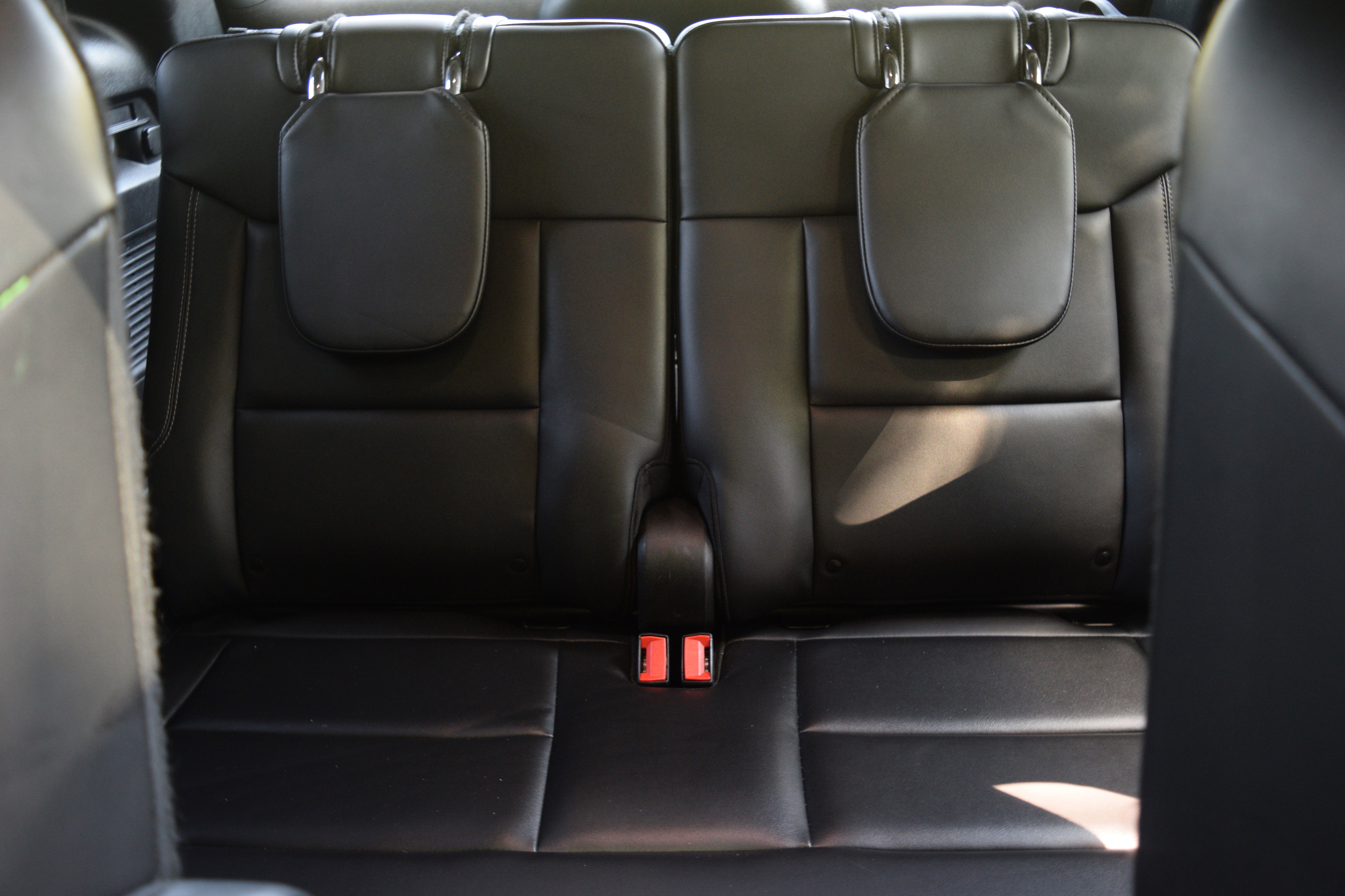 Certified 2022 Ford Explorer XLT w/ Equipment Group 202A image 16