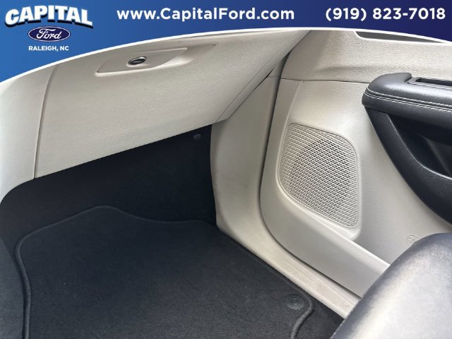 Used 2025 Chrysler Pacifica Select FWD image 26