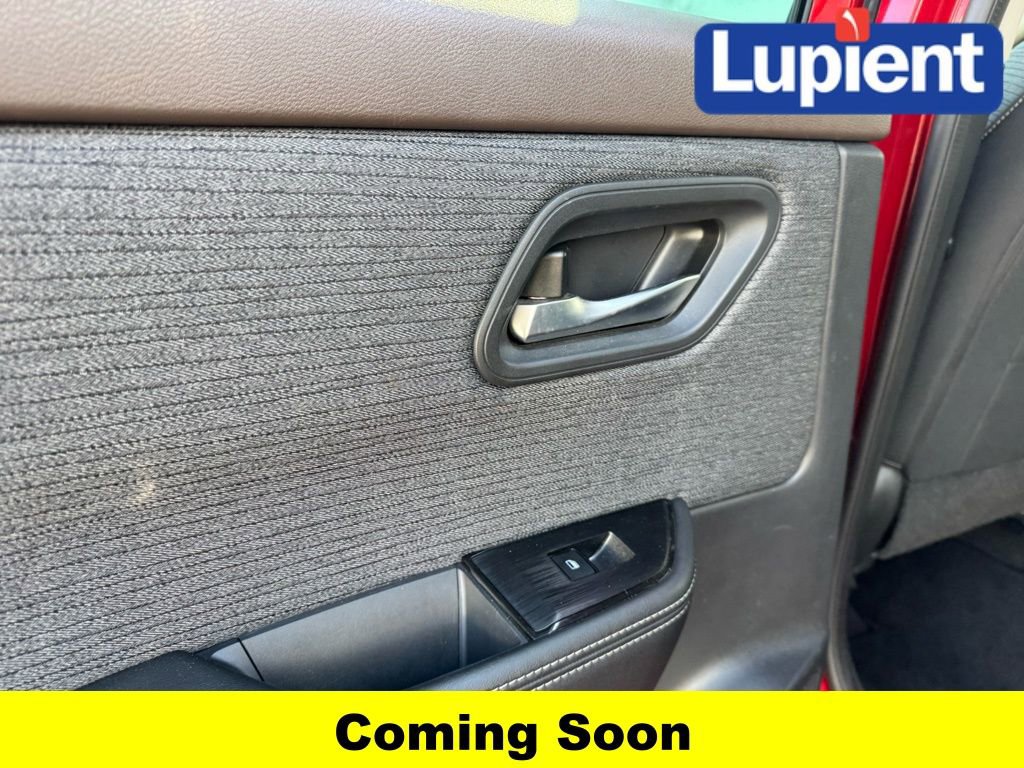 Used 2021 Nissan Rogue SV image 24