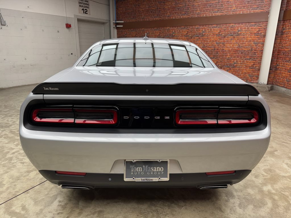Used 2021 Dodge Challenger R/T Scat Pack RWD image 4