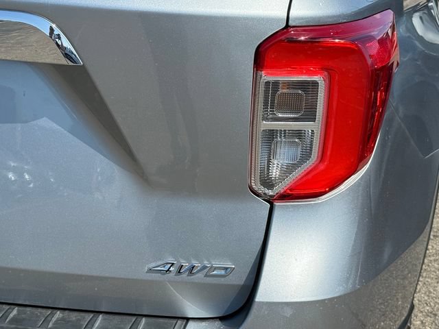Certified 2024 Ford Explorer XLT w/ Equipment Group 202A AWD/4WD image 31