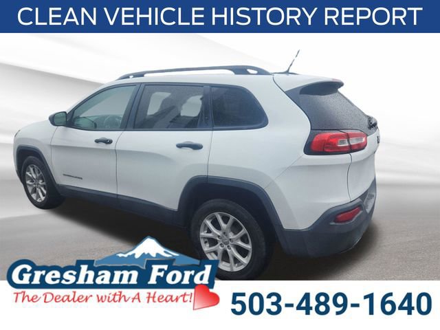Used 2017 Jeep Cherokee Sport image 5