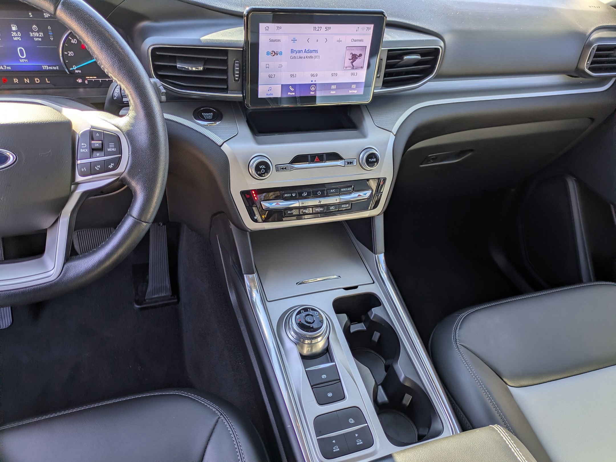 Certified 2022 Ford Explorer XLT w/ Equipment Group 202A image 22