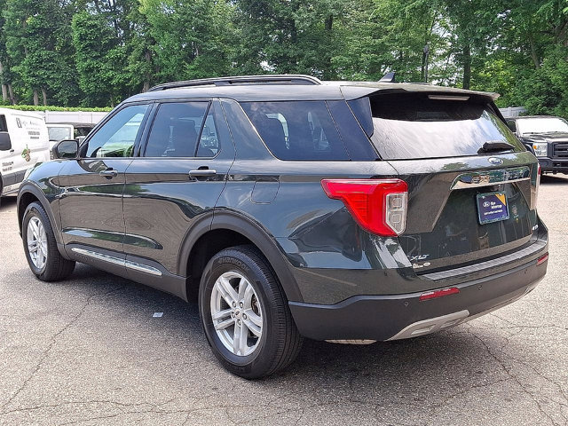 Certified 2022 Ford Explorer XLT w/ Equipment Group 202A AWD/4WD image 22