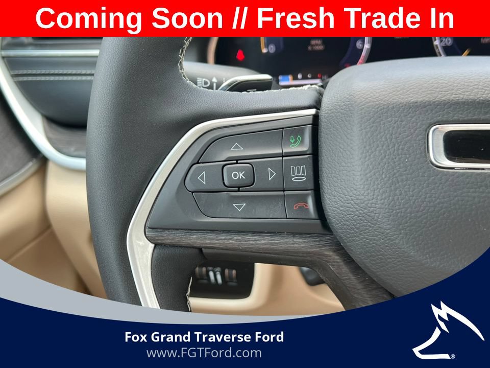 Used 2025 Jeep Grand Cherokee L Limited w/ Luxury Tech Group II AWD/4WD image 19
