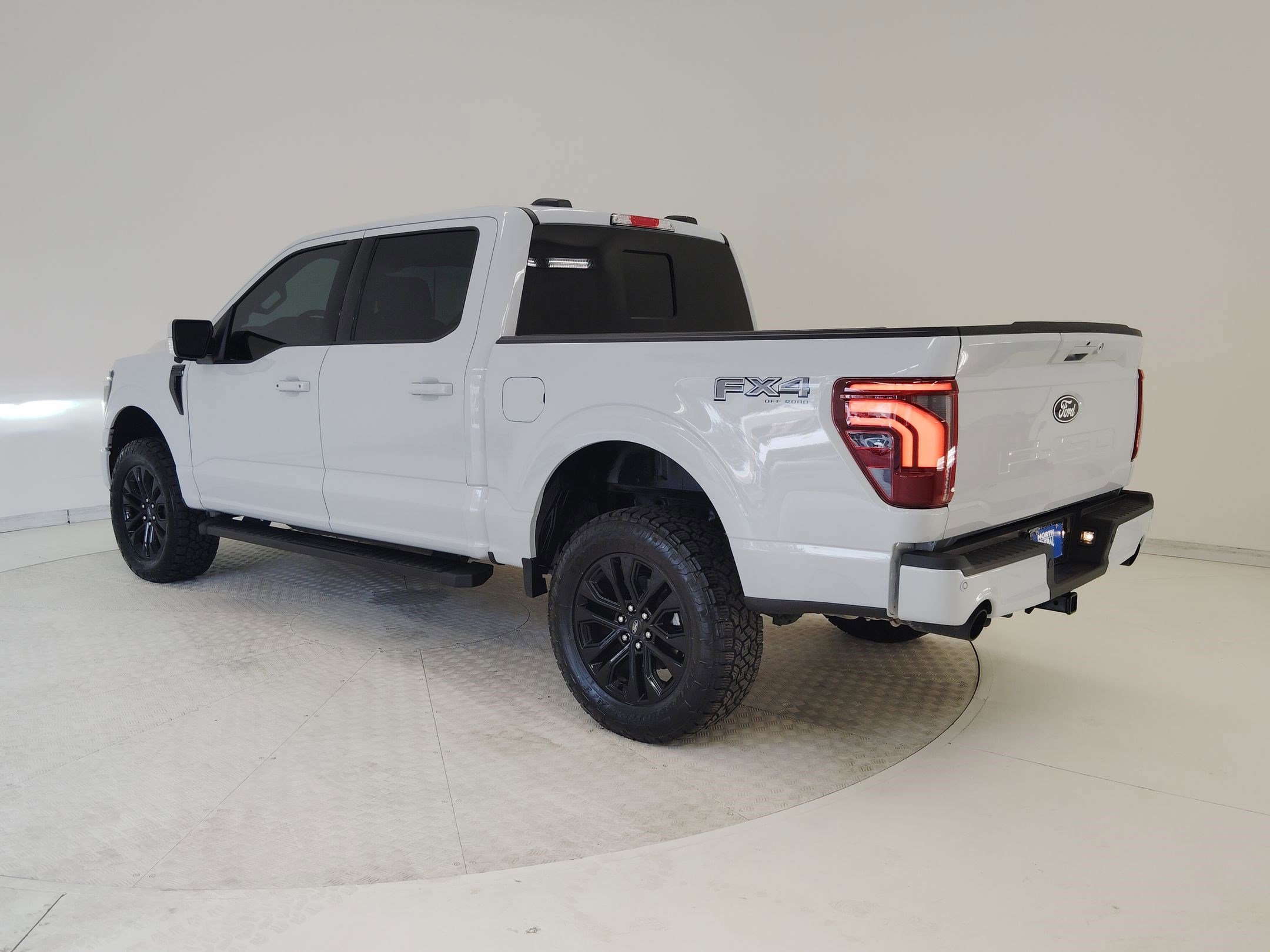 Certified 2025 Ford F150 Lariat w/ Equipment Group 501A Mid image 3