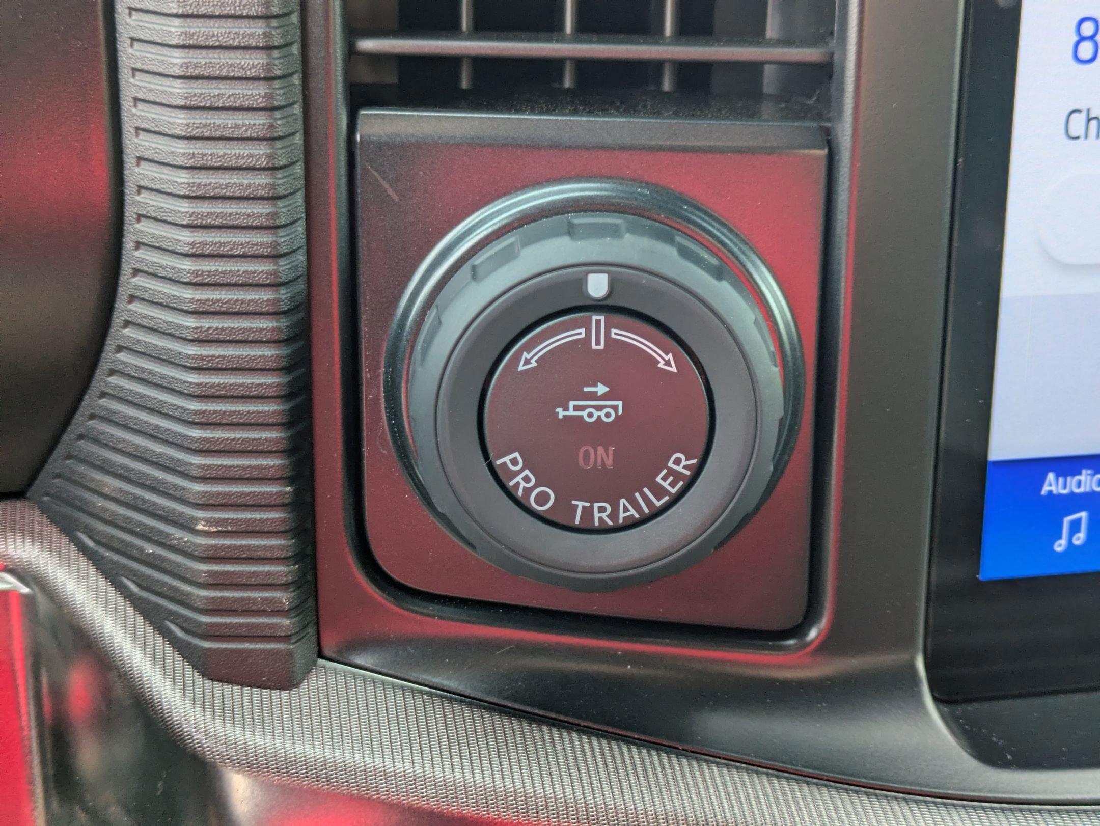 Certified 2024 Ford F150 Lariat w/ Equipment Group 502A High image 25